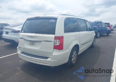 2012 Chrysler Town & Country Touring z USA, uszkodzony, nr VIN 2C4RC1BGXCR337591